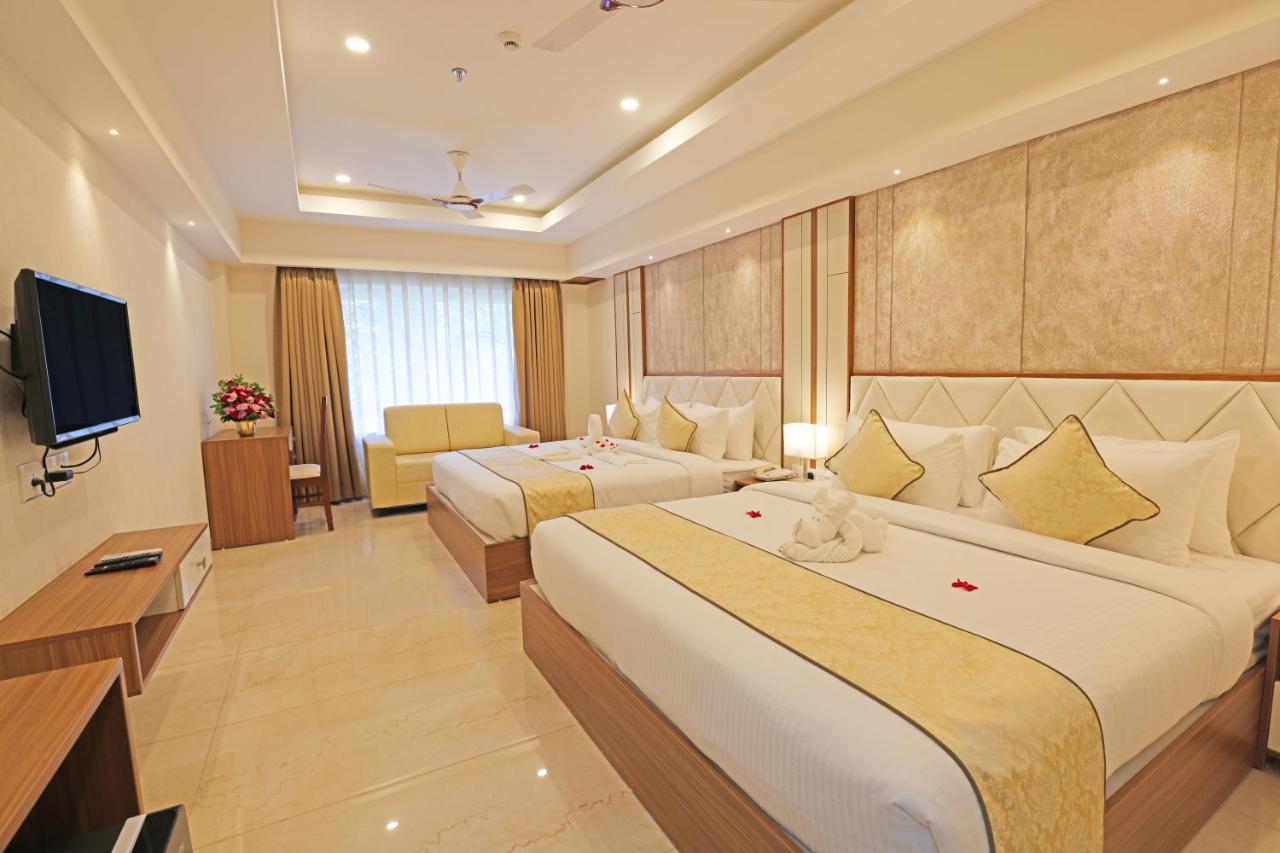 Krishnavalsam Regency Hotel Guruvāyūr Buitenkant foto