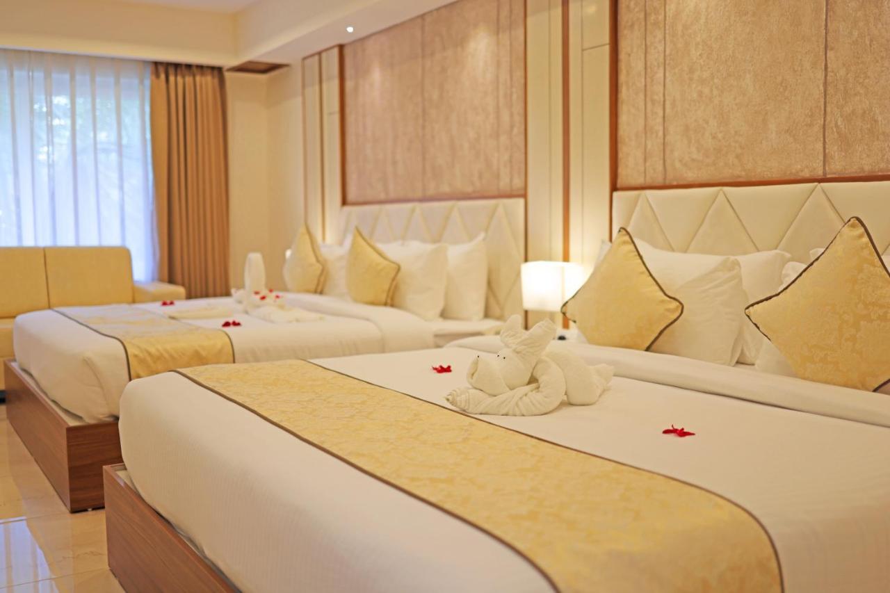 Krishnavalsam Regency Hotel Guruvāyūr Buitenkant foto